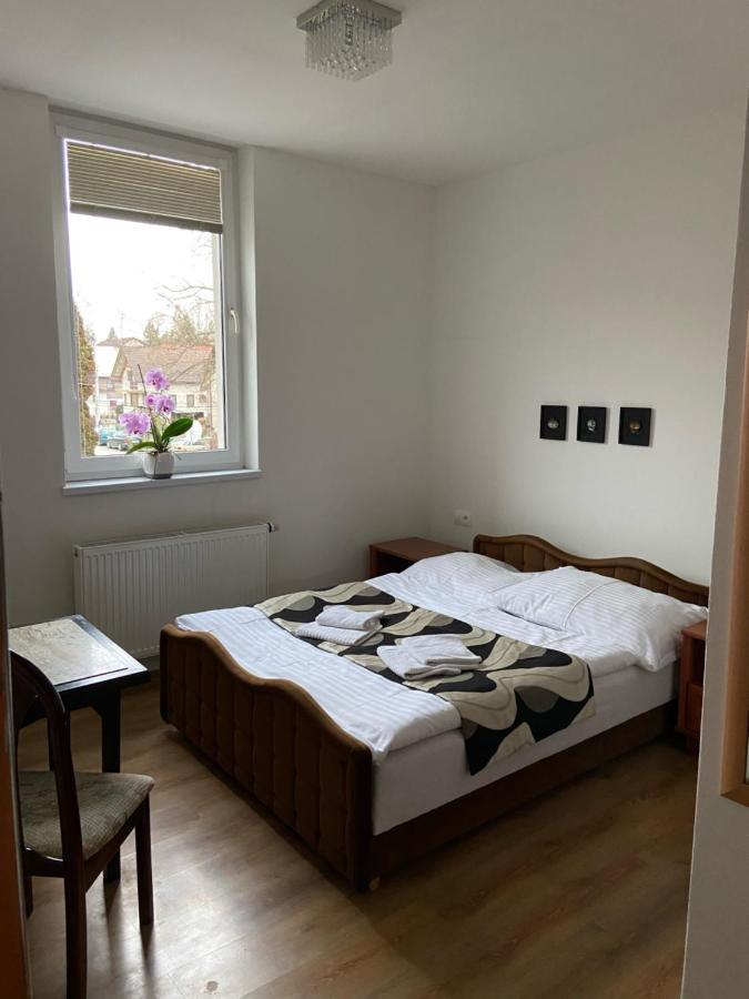 Guest House Penzion Fortuna Tvrdosin Luaran gambar