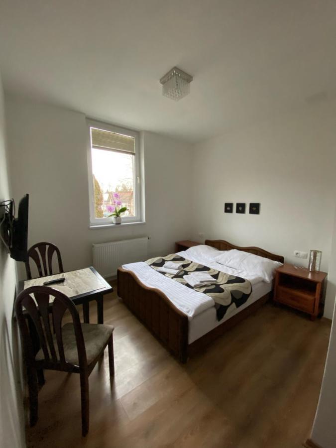 Guest House Penzion Fortuna Tvrdosin Luaran gambar