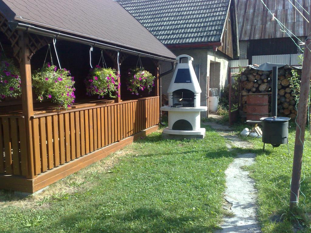 Guest House Penzion Fortuna Tvrdosin Luaran gambar